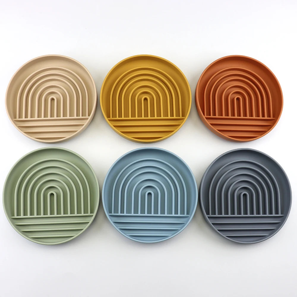Customizable Silicone Environmentally Friendly Repeatable and Easy to Clean Slow Feeder Pet Bowl for Healthy Pet Feeding