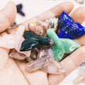 Wholesale Hot Sale Natural Hand Carved Fengshui Reiki Crystal Healing Stones Whale Tail Sculpture Collectible for Gifts MegaBDM