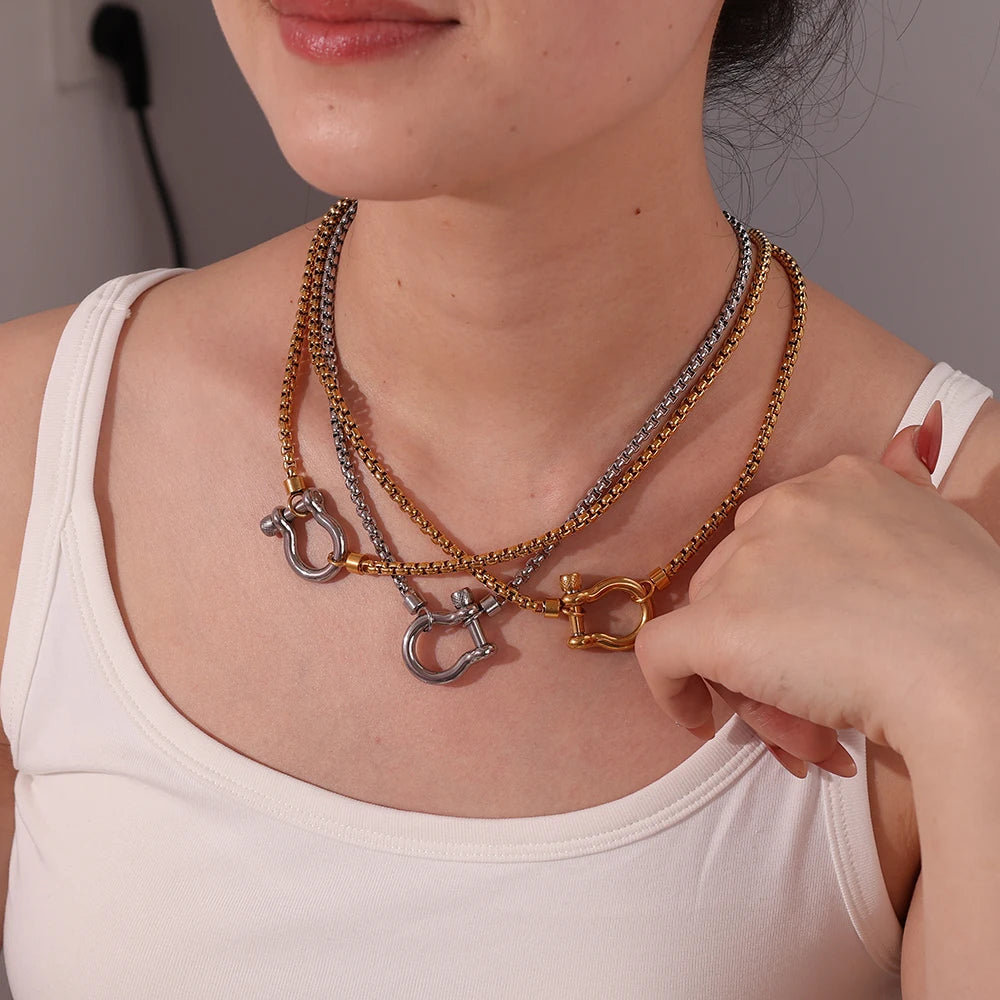 New High Quality Chunky Stainless Steel Box Chain Mix Lock Pendant Two Tone Horseshoe Necklace for Women Men Jewelry Non Tarnish