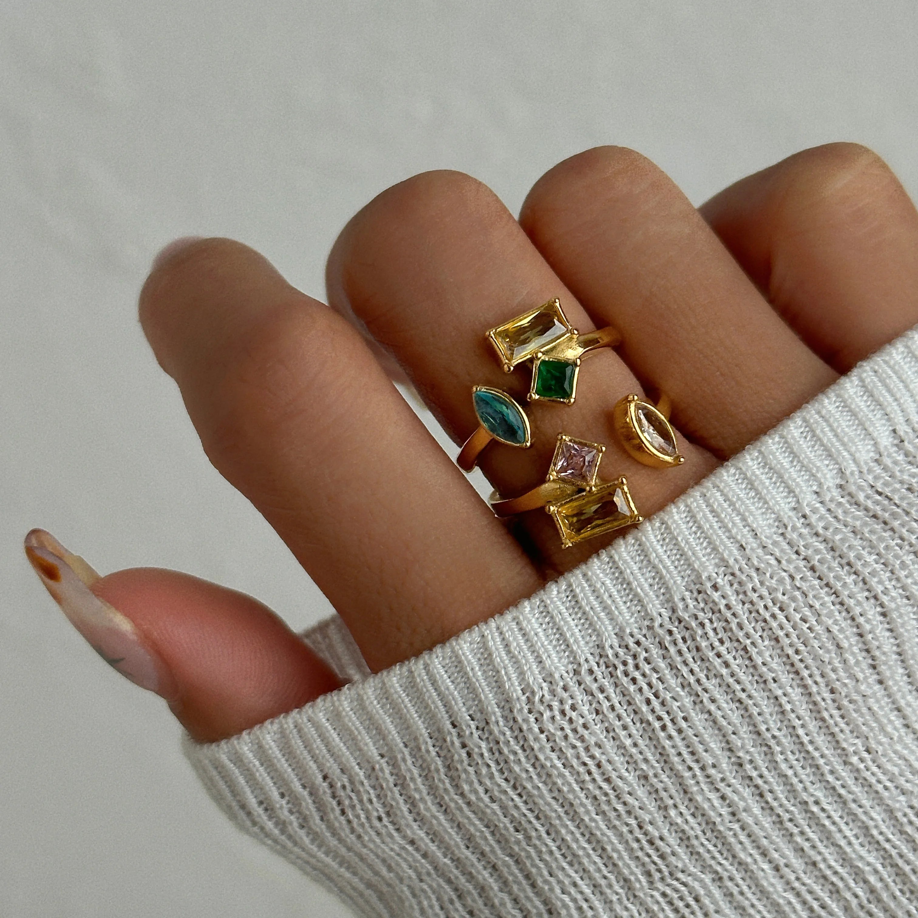 2026 Dazan New Ins 18k Gold Plated Stainless Steel Tarnish Free Minimalist Design Open Adjustable Lake Blue Eye Zircon Ring