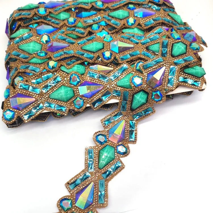 Wholesale Handmade Resin Rhinestone Bead Trimming Iron-On for Garments With Loose Rhinestones