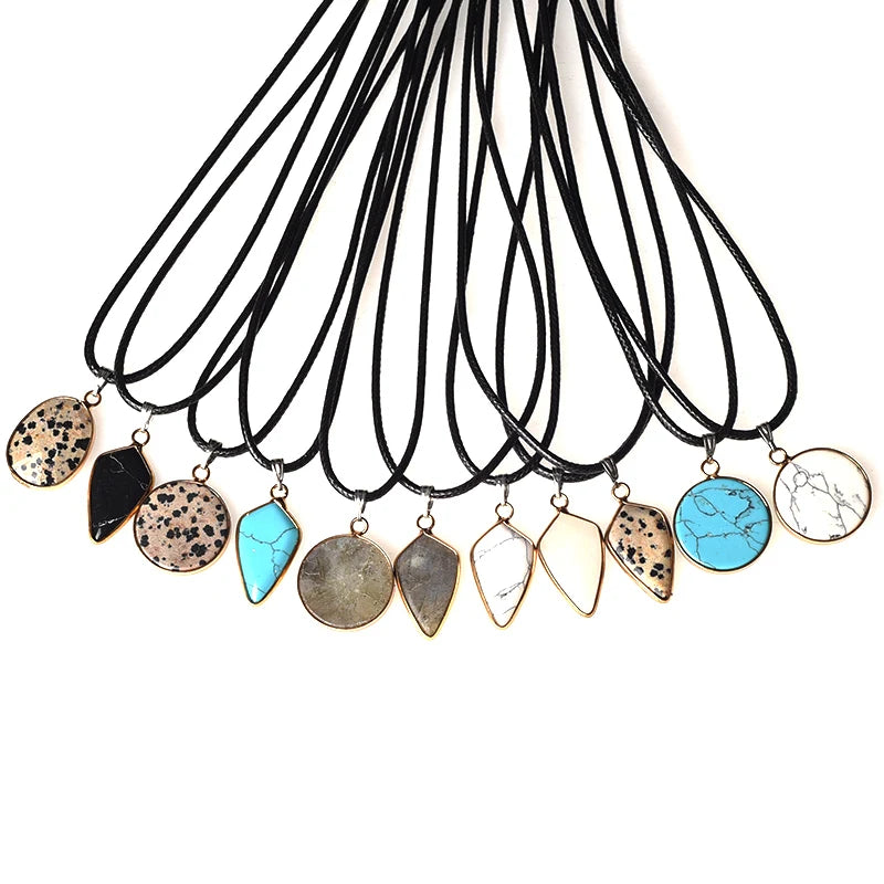 Wholesale Crystal Pendant Necklace Irregular Mixed Gemstone Quartz Pendants Natural Crystal Crafts