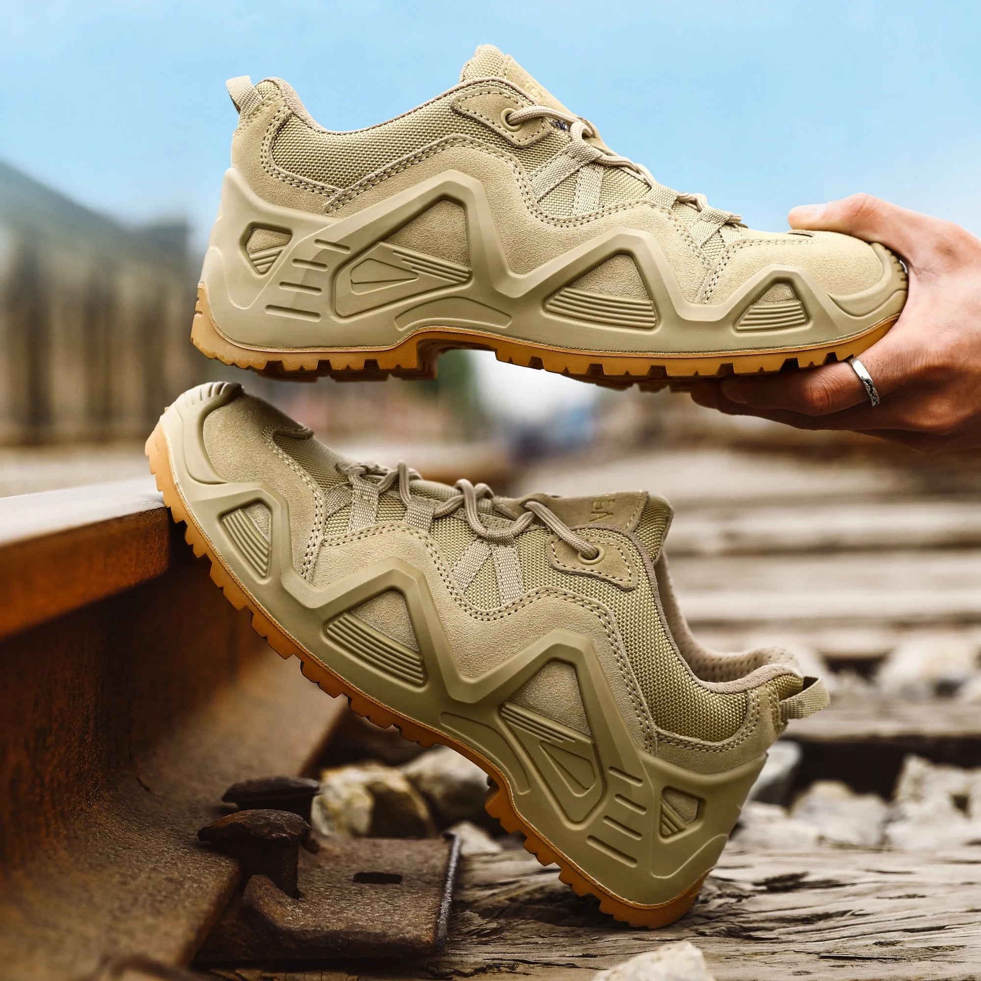 European Standard Steel Toe Safety Shoes Anti-Puncture Durable Walking Safety Shoes