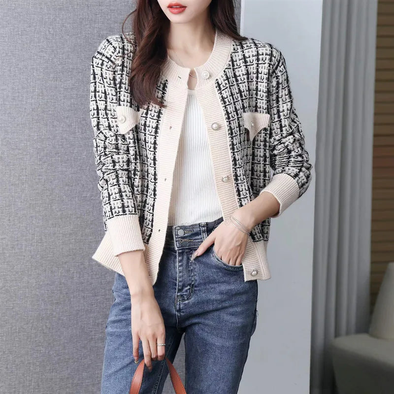 2023 Women's Commuter Fashion Sweater French Small Fragrance Style Knitted Coat
