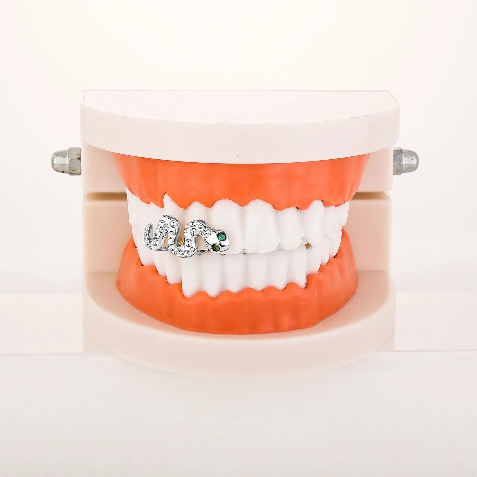 New 14K Gold Teeth Grills Hip Hop Style Snake-Brass Jewelry Braces for Engagement Party Wedding or Anniversary