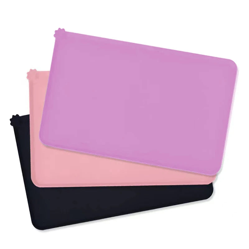 Eco-Friendly Food Grade Durable Waterproof Protect Floor Feed Stick Food Pad Silicone Raised Edge Pet Mat