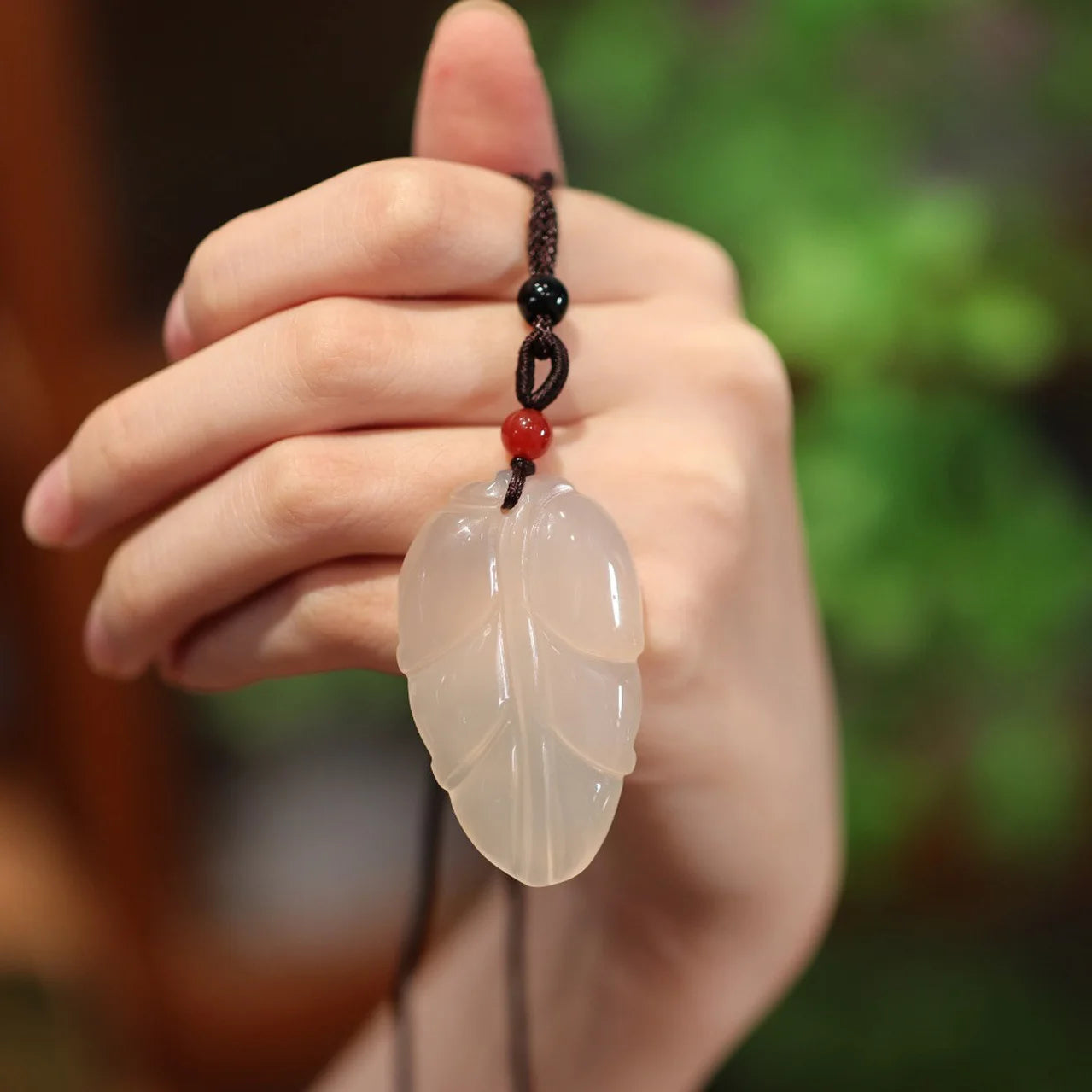 Best Selling Rope Black Chain Ru Yi Bear Bean Buddha Pendant Necklace Handmade Buddha White Jade Necklaces