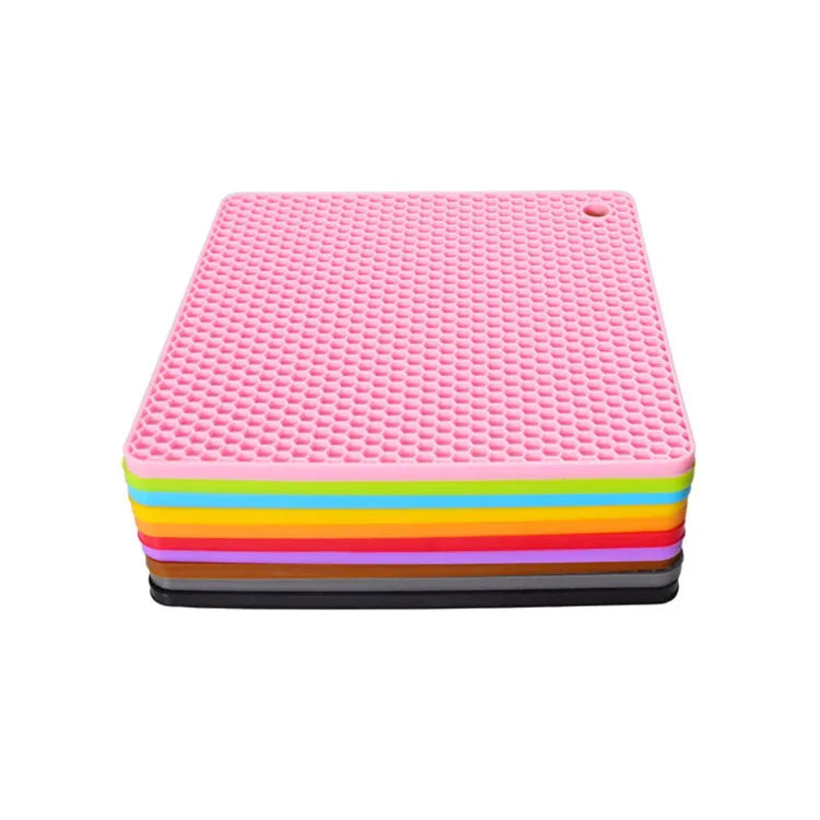 Wholesale Hot Sale OEM Elegant Scald-Proof Anti slip Honeycomb Shape Table Mat Scale Dinner Set Silicon Placemat Dish Kids