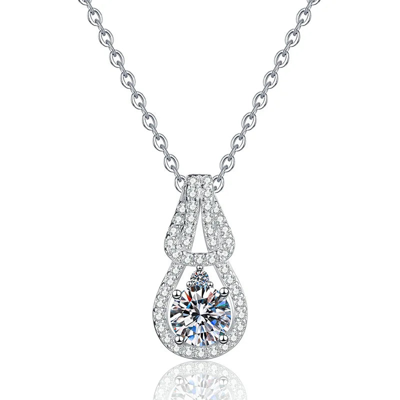 Exquisite Gourd-Shaped Pendant Necklace with 1Carat Moissanite Detailing on S925 Moissanite Necklace for Women