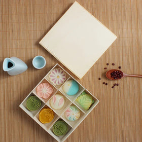 New Design Wooden Take Away Japanese Wagashi Packaging Box Pastry Dessert Muffin Mousse Cupcake Food Container With Dividers