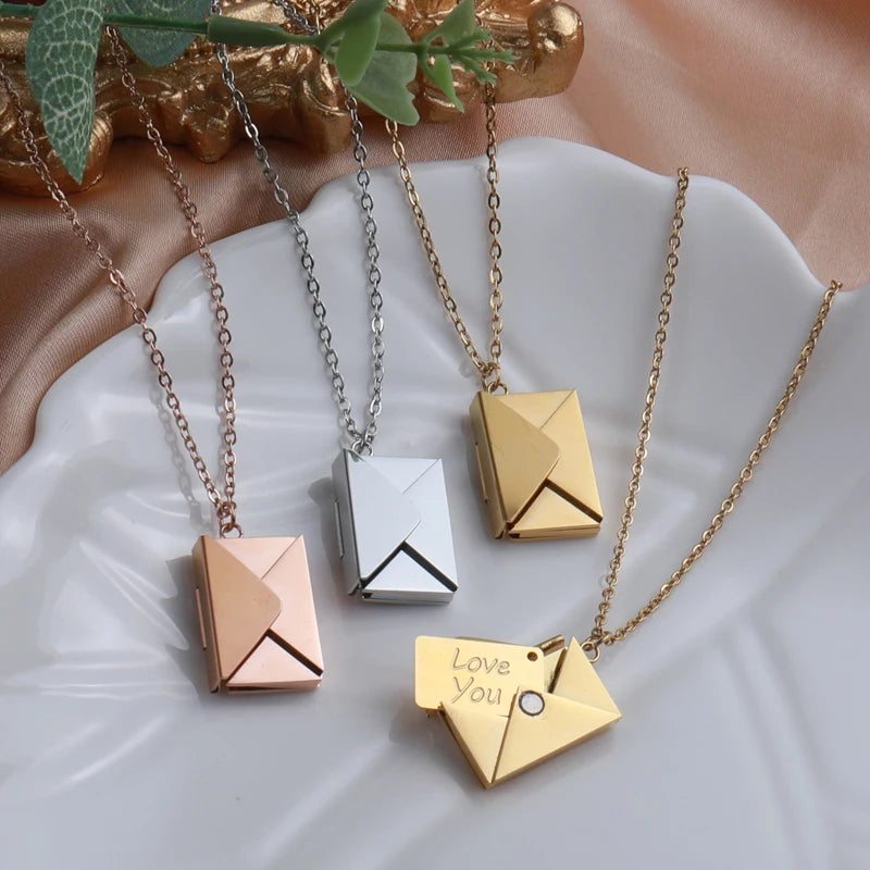 2022 New Arrivals Classic Gold Plated Stainless Steel Collar Detachable Charm Love You Letter Envelope Necklace