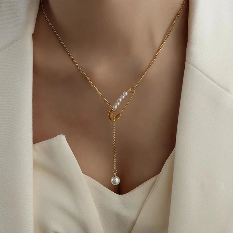 K025 Stainless Steel Jewelry Safety Pin Necklace Dainty Pearl Delicate Curb Chain Lariat Adjustable Pearl Necklace