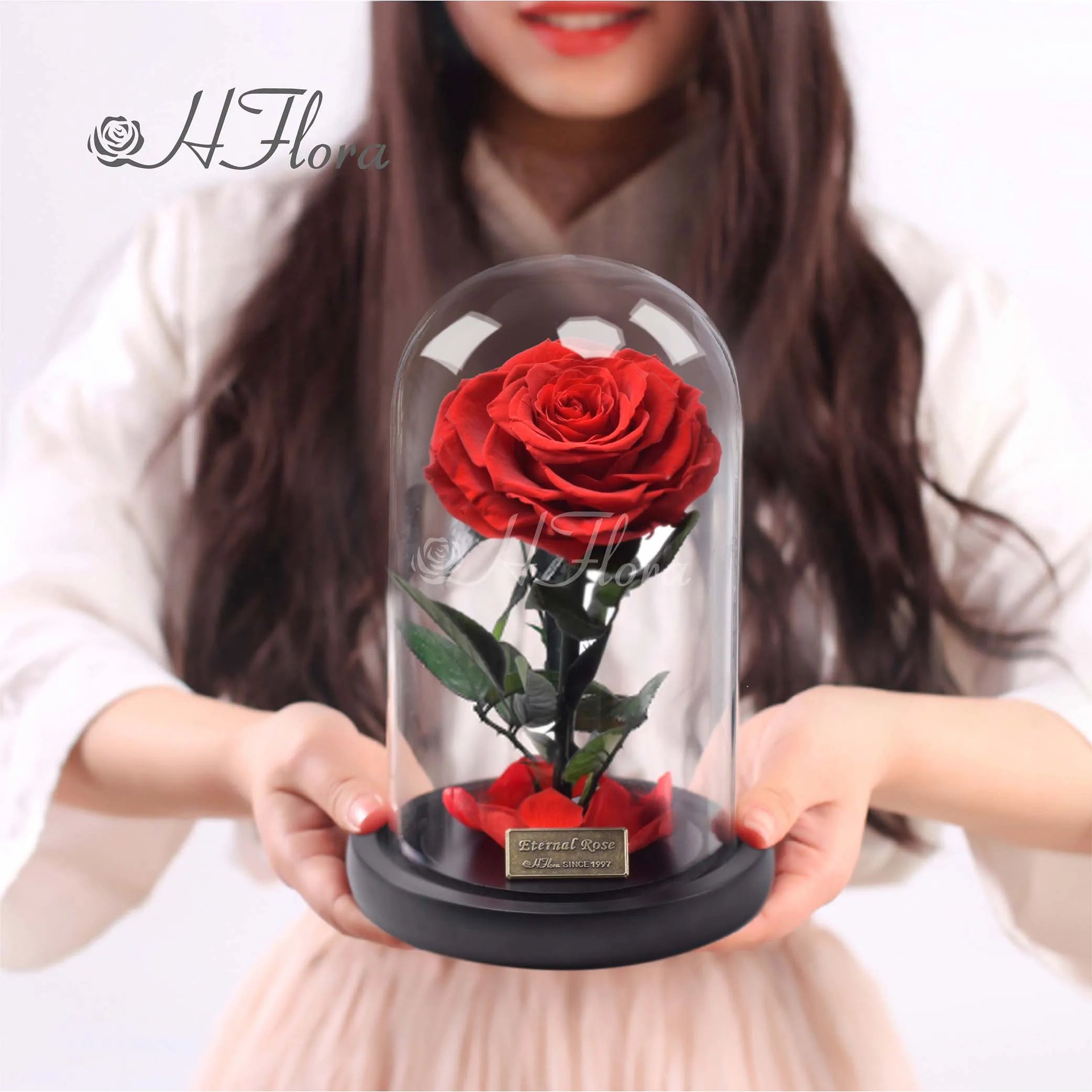 Wholesale Luxurious Glass Dome Gift Boxes with Eternal Preserved Roses Home Decor Gifts Forever Roses for Mother Valentine's Day