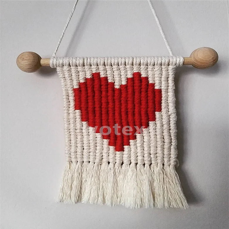 PH2049 Hot sale handmade Macrame heart wall hanging boho plant hangers home crochet hangwall