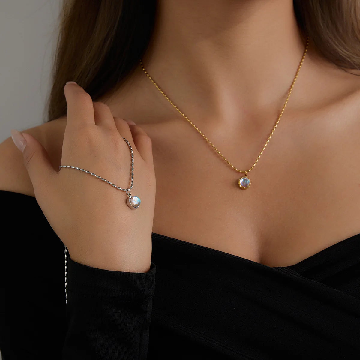 MC229 Wholesale Stainless Steel Moonlight Stone Pendant Necklace Gold Plated Rice Bead Chain Charm Pendant Necklace for Women