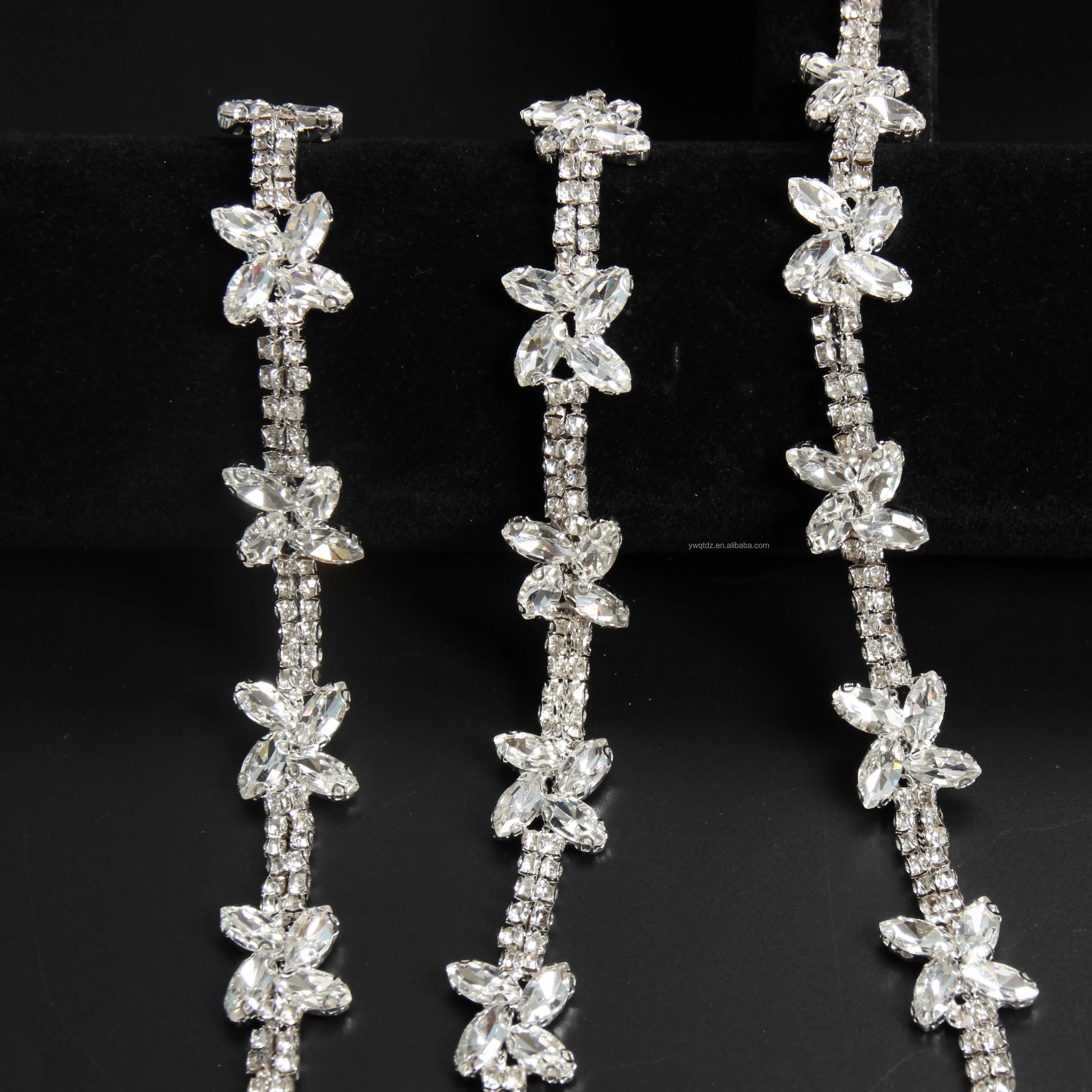 SINRONG Super Bright Cup Chain Glass Rhinestone Decorative Flower Chain Flat Bottom Sew-on DIY Accessories for Shoe Clothing