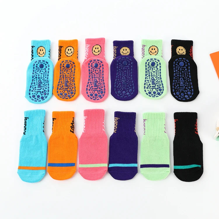 Bulk Wholesale Custom  Kids Children Adults Trampoline Socks Men Women Non slip Antislip Trampoline Jump Grip Sock