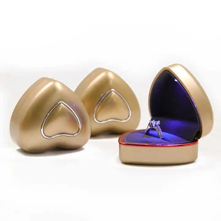Luxury Velvet Small Necklace Boxes Heart Shape LED Ring Pendant Jewelry Packaging Plastic Boxes