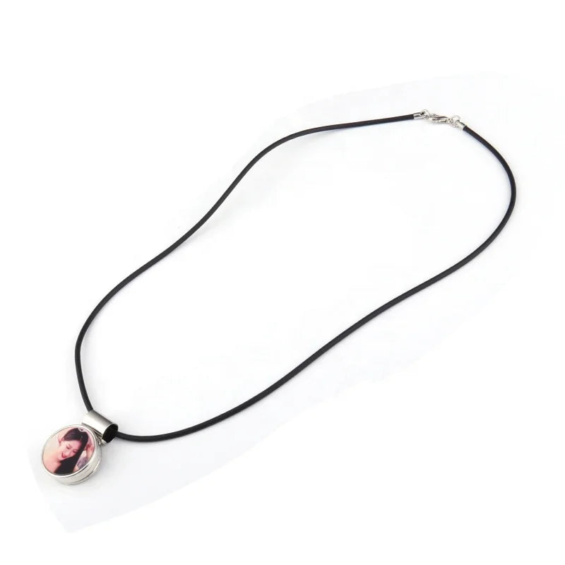 Latest Design Metal Blank Necklace Fashion Round Sublimation Jewelry Necklace Blank