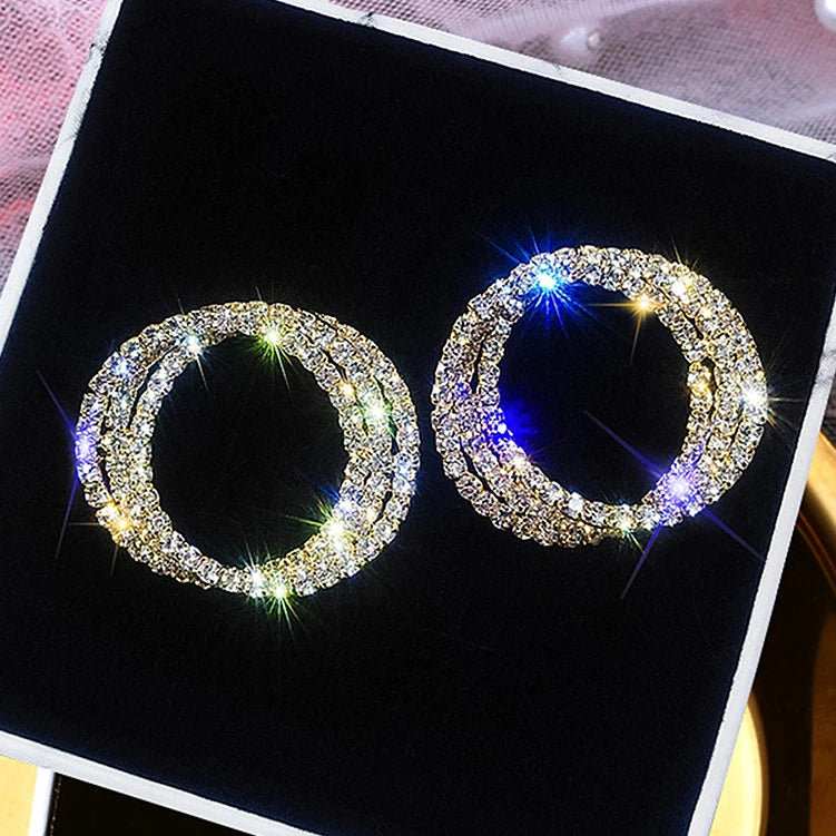 CAOSHI Silver Color Plating Stud Earrings for Women Fashion Jewelry Round Twist Design Dazzling Rhinestone Stud Female Earrings