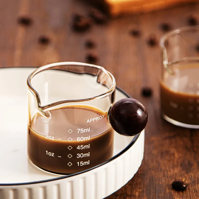 Custom Double Spouts Borosilicate Glass Milk Coffee Measuring Cup Ounces Cup Espresso Glass Shot Cup With Wood Handle