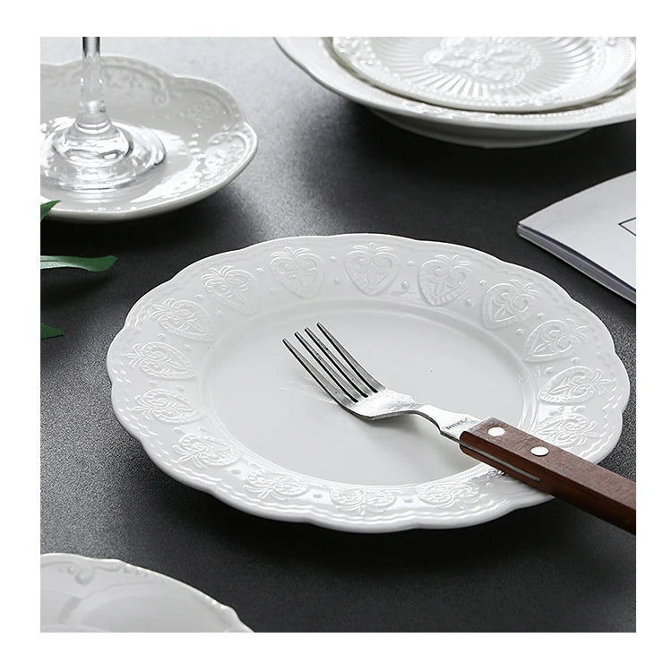 Household Dinner Plate Style Relief Ceramic Simple European Minimalist Plate Dish Custom Design Party Biodegradable Plates
