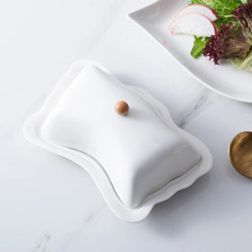 Countertop Ceramic White European Butter Dish with Lid Cream Cheese Container Storage Keeper Butter Holder