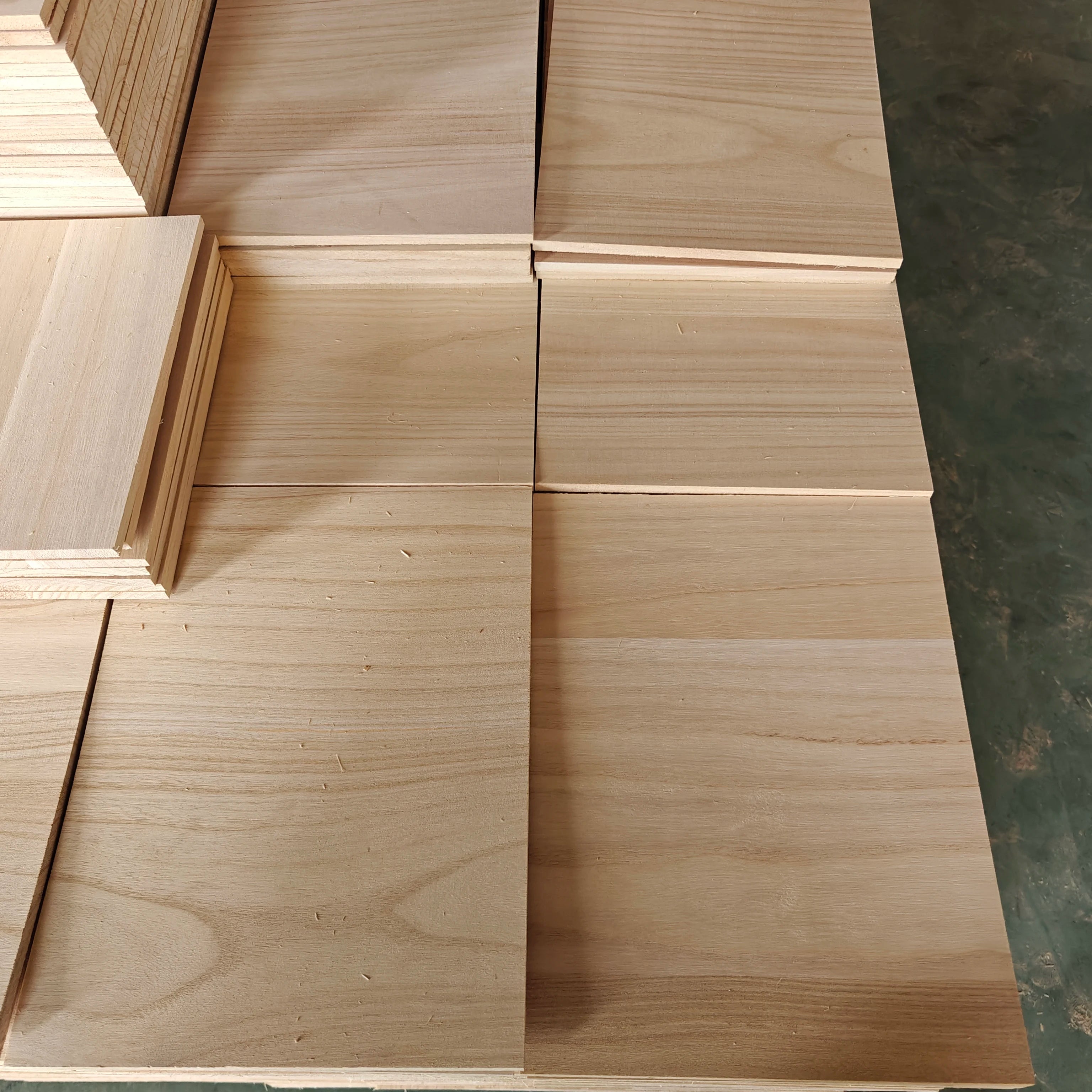 Selling Breaking Board for All Ages to Use for Physical Fitness and Training Taekwondo Boards.