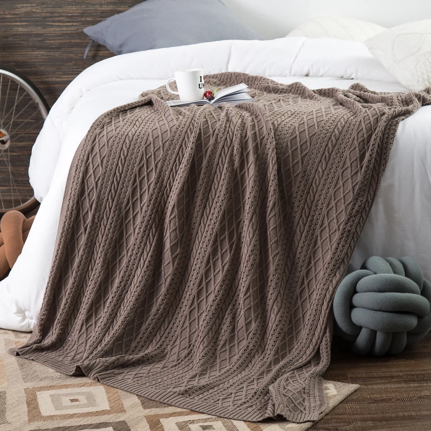 An Cotton Knitted  Blanket Nordic Simple Customized Wholesale Bedspread Manufacture Throw for Sofa