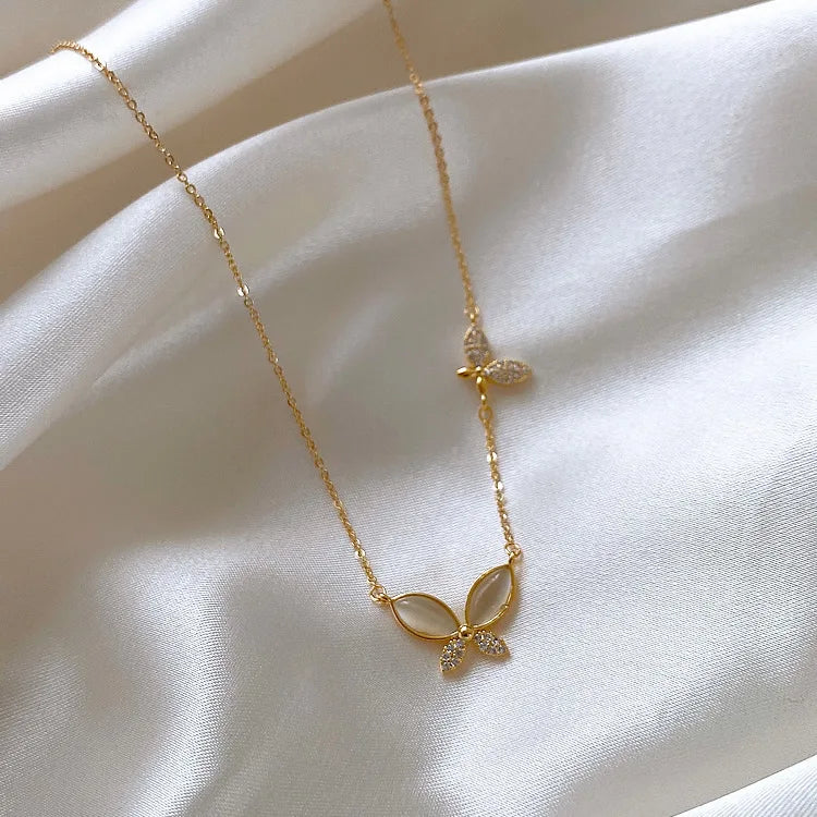 Fashion Butterfly Necklace Women Gold Plated Temperament Accessories Alloy Clavicle Chain Pendant Necklace