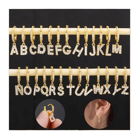 Fashion Jewelry Gold Plated Zircon Waterproof Hand Letter 26 Letter Stud Earrings Designer Brand YIMEILI