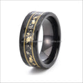Classic 8mm Hammered Tungsten Wedding Band for Men Engagement Meteorite Gold Leaf Guitar String Inlay Party Anniversary