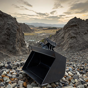 Mini Excavator Accessories Tilting Bucket
