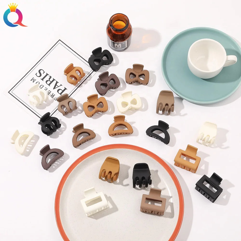 QIYUE Small Size  Matte Hair Claw Clip Fashion Woman Hair Accessory
