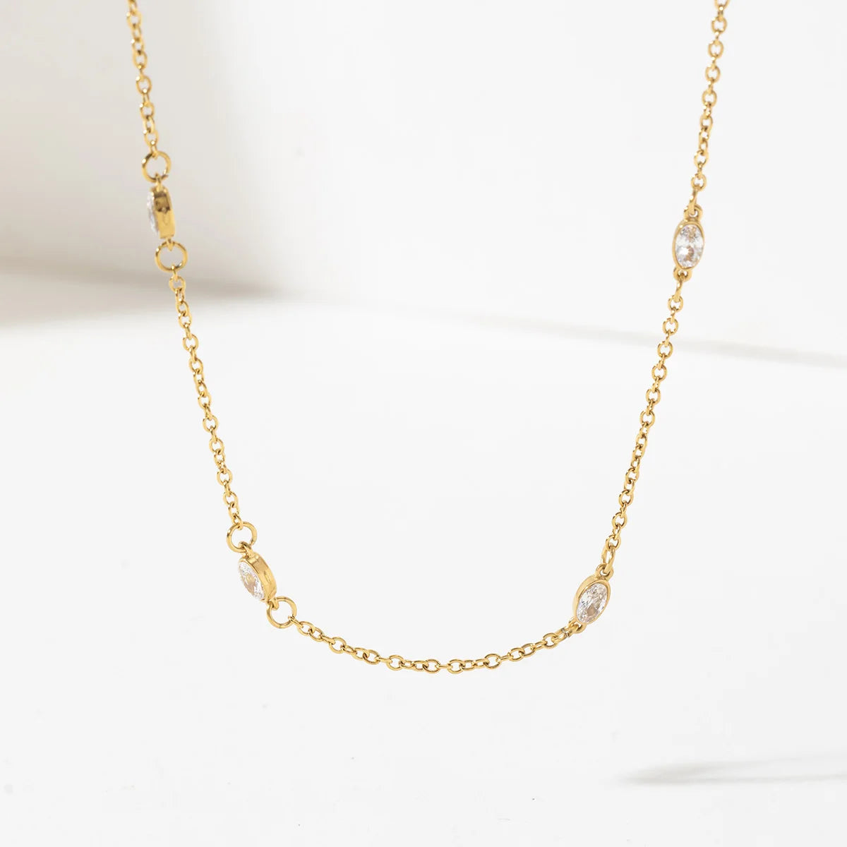 Simple Design 316L Stainless Steel 18K Gold Plated Oval Cubic Zirconia Necklace for Women