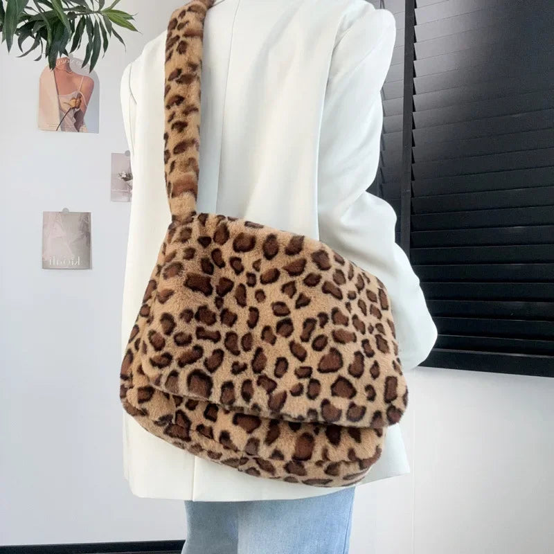 Winter Leopard Women's Soft Plush Shoulder Bags Fashion Faux Fur Hot Girls Crossbody Bag Commuter Female Furry Tote Handbags