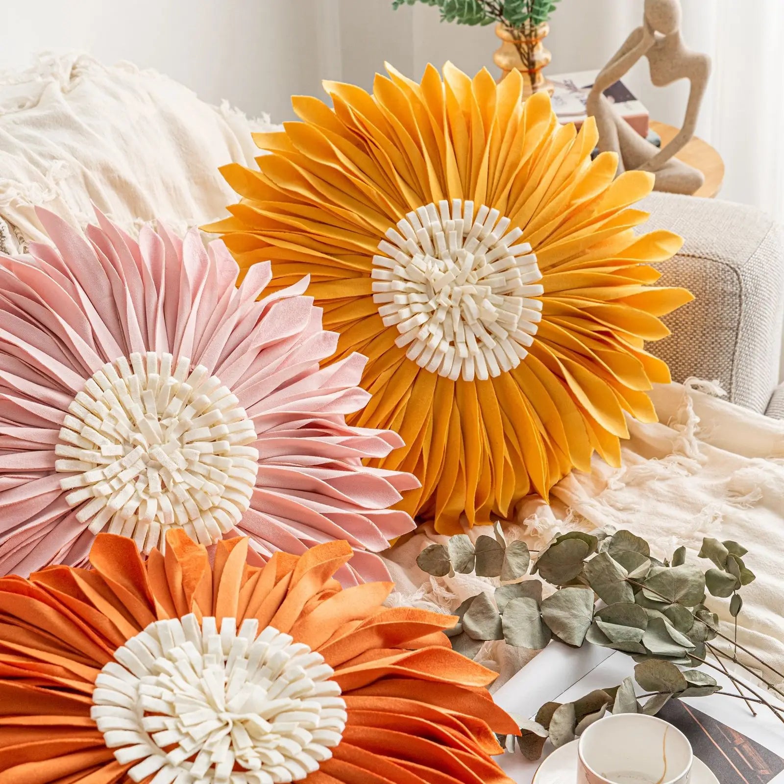 Light Luxury Round Sunflower Daisy Flower Three-dimensional Hand Stitching Pillow Cover