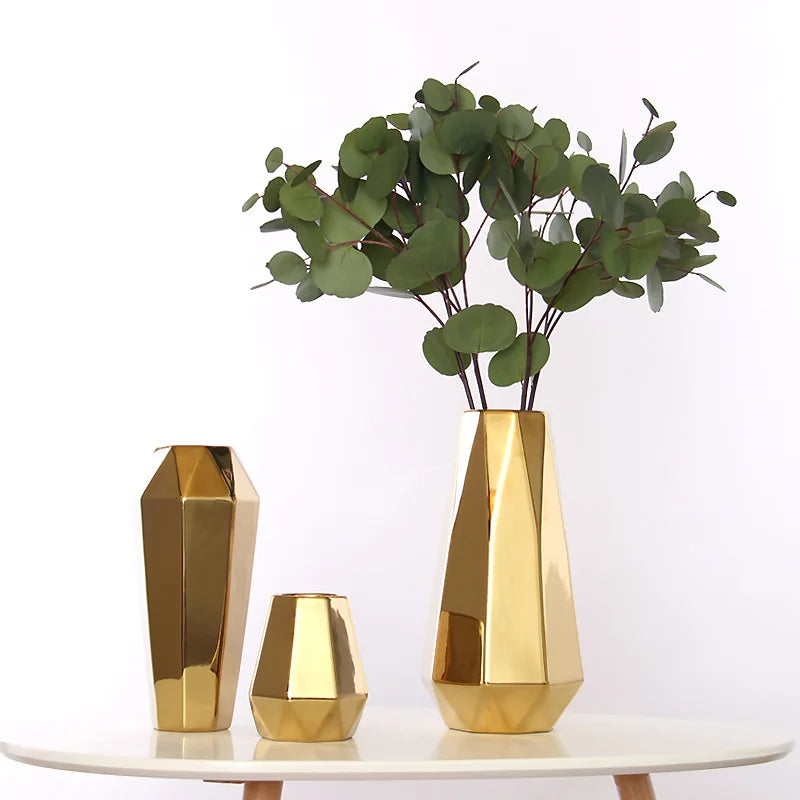 Nordic Modern Electroplating Golden Ceramic Vase Simple Contemporary Interior Decoration for Flower Pot Use Wholesale Elegant