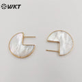 WT-MPE077 Wholesale Gold Plated Natural MOP Shell Earring Women Crescent Horn Earring for Wedling or Office Style Earrings