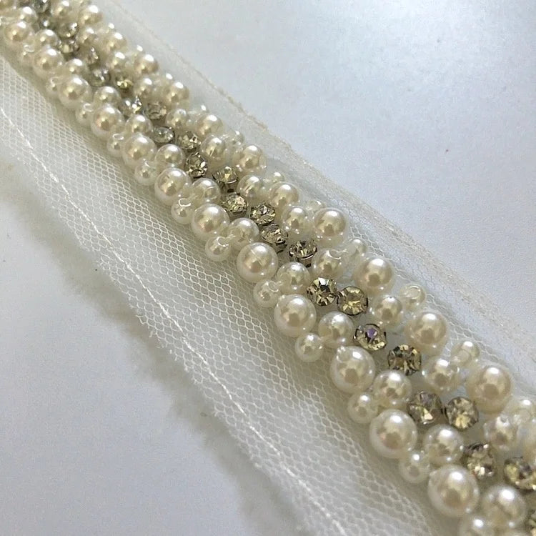 China Supplier Rhinestone Pearls Mesh Lace Trimming Garment Accessory LT2418B