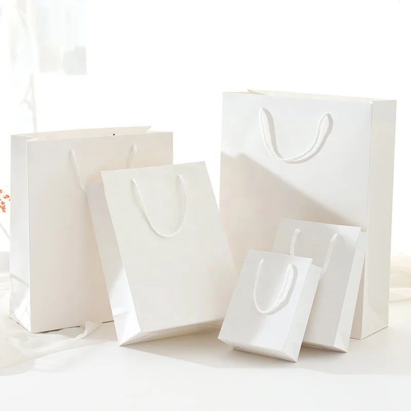 Ready to Ship Customised White Cardboard Paper Gift Bags Rectangle Thick Kraft-Laminated and Digital Printed