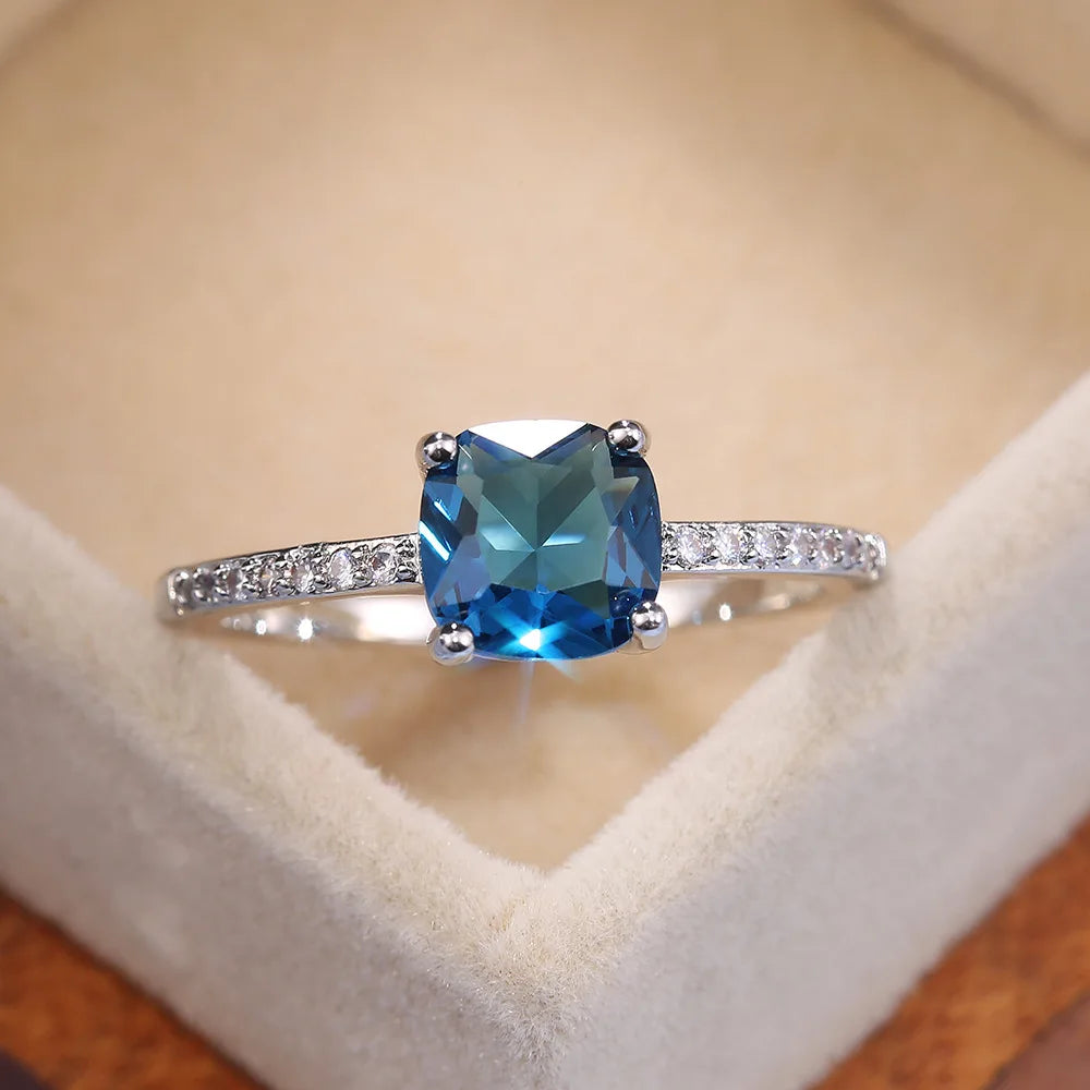 Fashion Desgin Ring Big Square Sky Blue Stone Rings for Women Jewelry Wedding Engagement Gift Inlaid Stone Rings