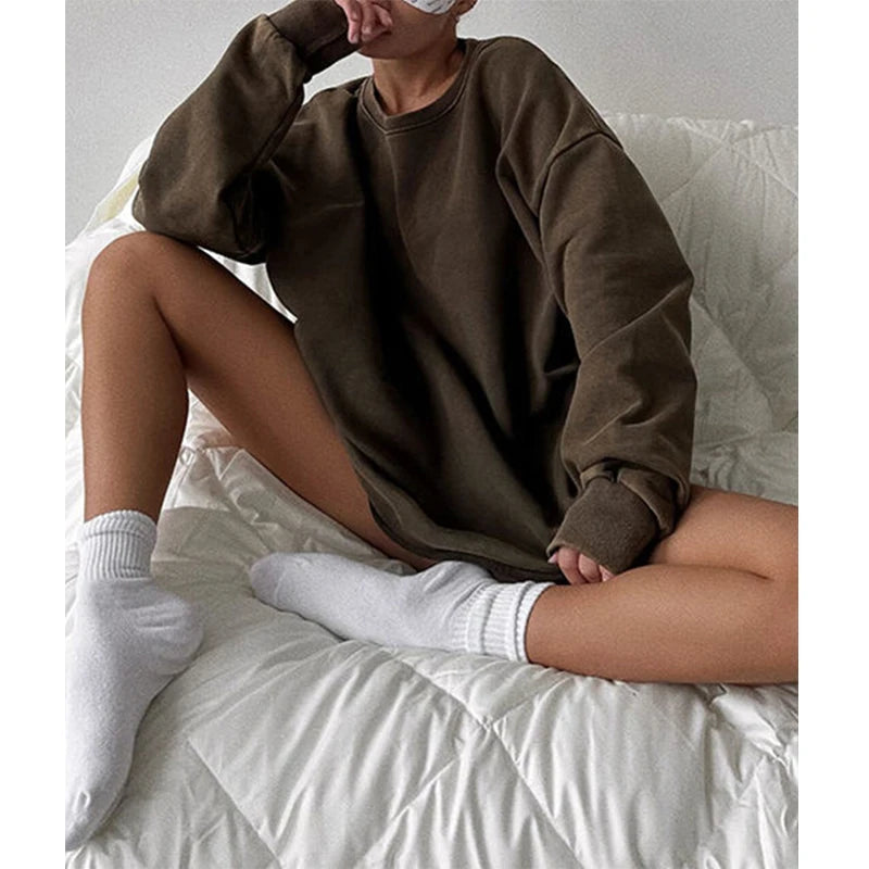 Custom Solid Color Women's Oversized Crewneck Sweatshirt Plain Pullover Hoodies Wholesale Casual Style for Autumn Winter Seasons