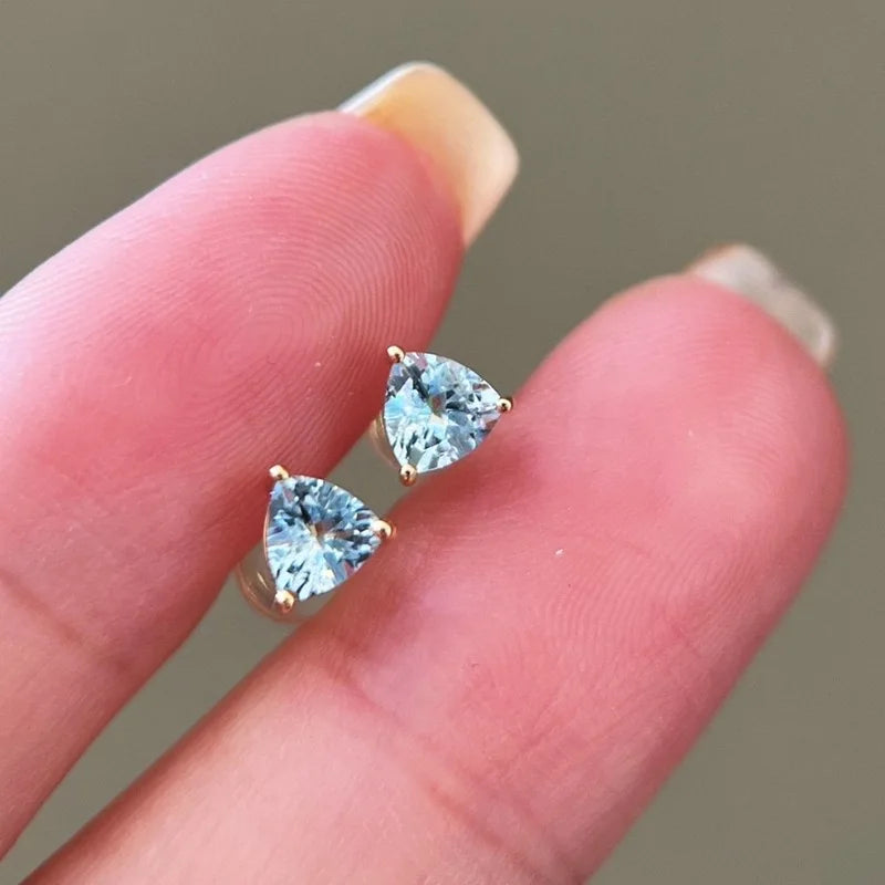 Aimgal AU750 18K Gold Fine Jewelry Aquamarine Triangle Stud Earrings Stylish Wedding Party Gift for Engagement Anniversary
