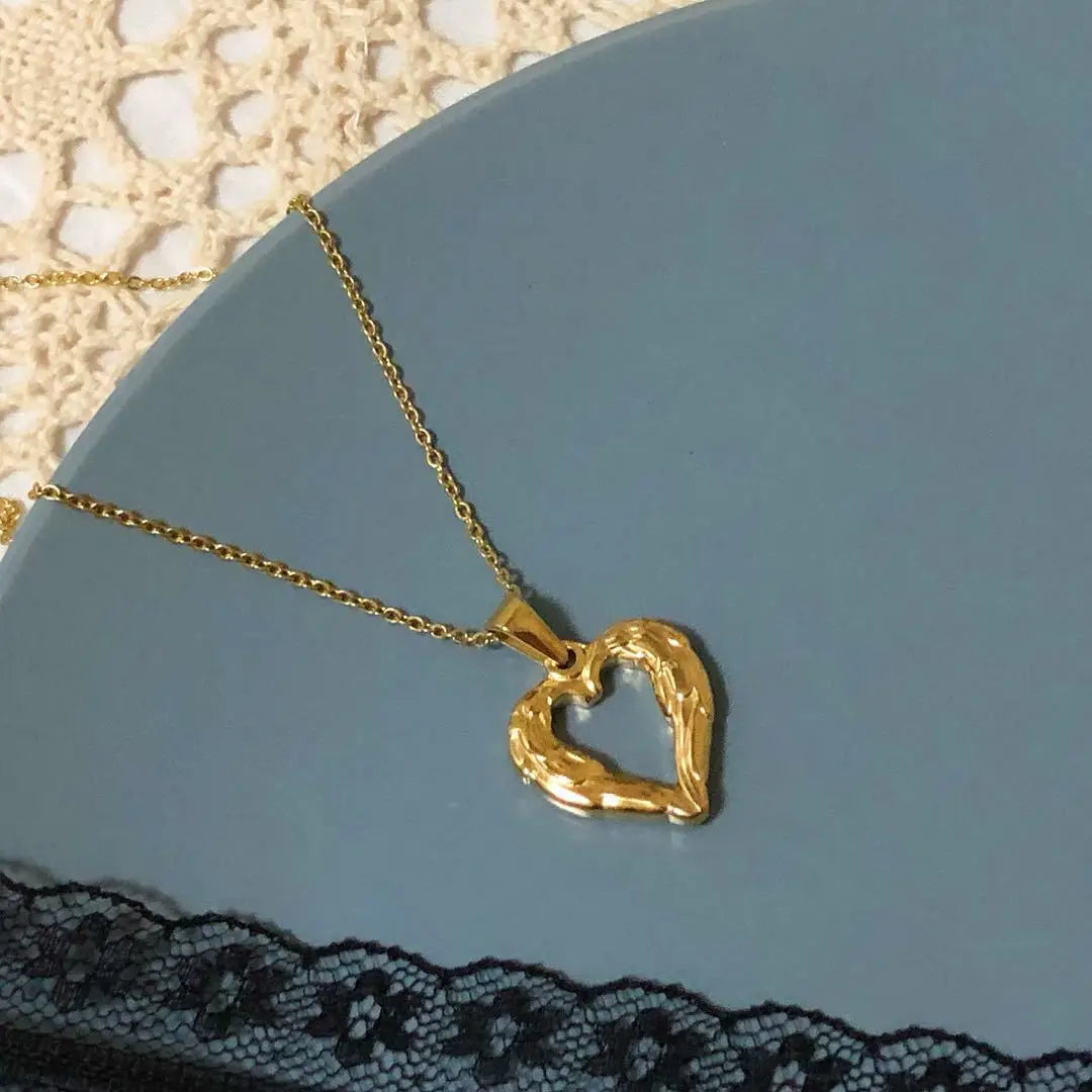 New Fade Resistant Custom 18K PVD Plated Stainless Steel 3D Hollow Love Heart Pendant Chian Necklace