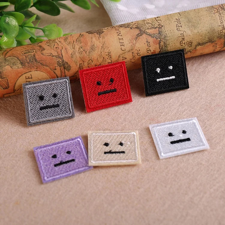 High Quality Eco-Friendly Cotton Embroidered Patch Hat T-shirt Clothes Decorative Stickers