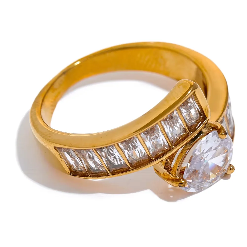 JINYOU 394 High-Grade Colorful Cubic Zirconia Stainless Steel Gold Color Luxury Ring 18K Plated Fashion Finger Jewelry Wholesale