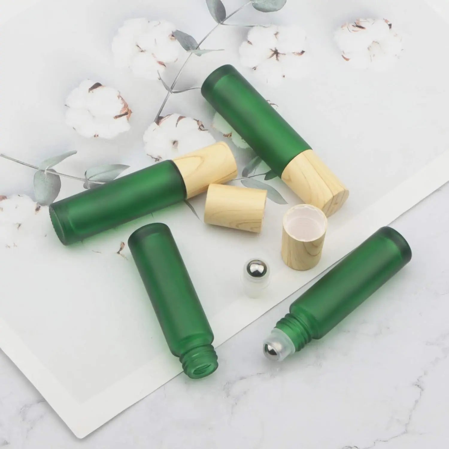New Style 10ml 0.33oz Empty Green Amber Clear Frosted Essential Oil Toner Glass Roller on Bottles for Skin Care & Mascara