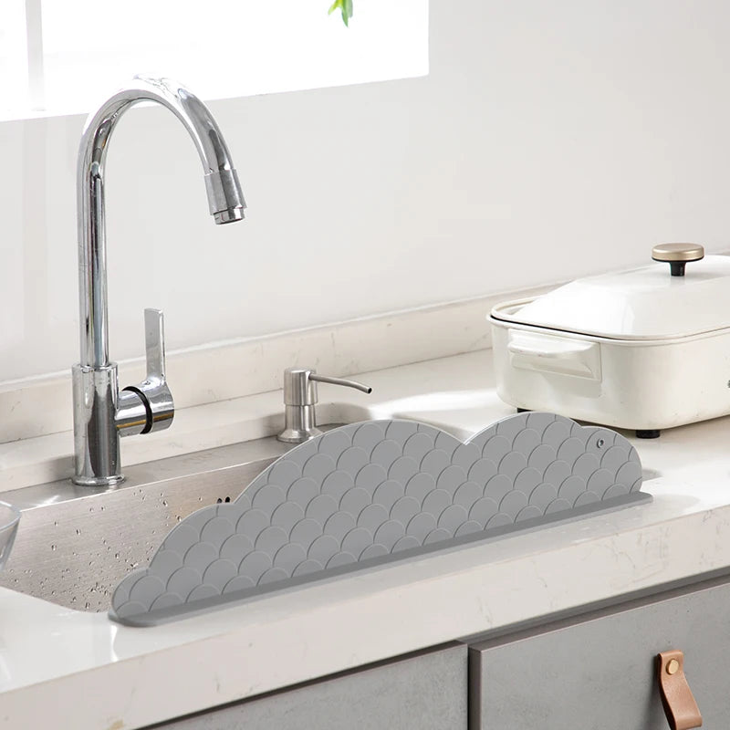 HOT SALE  Grizzly Bear Cloud Silicone Sink Splash Guard with Suction Cup for Kitchen Bathroom Countertop Washing Baffle Board