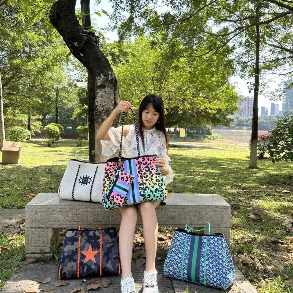 2024 RTS Women Handbag Hot Sales Black Neoprene Beach Bag Personalized Shoulder Bag for Women Neoprene Summer Beach Tote Bag